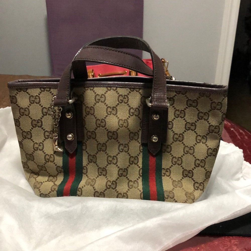 SOLD❤️Authentic Vintage Gucci Cute Small tote
